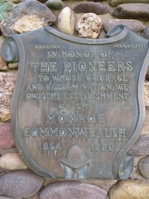 A Nearby Plaque Dedicated to the Pioneers image. Click for full size.