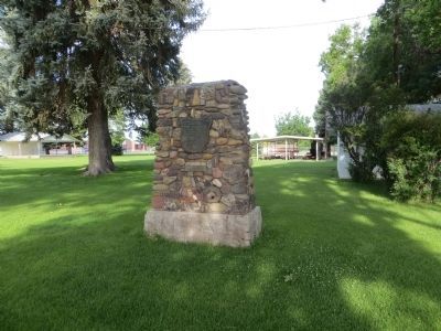 The Nearby Pioneers Dedication Plaque image. Click for full size.