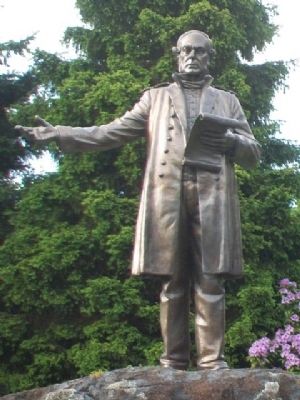 Sir James Douglas, KCB Statue image. Click for full size.
