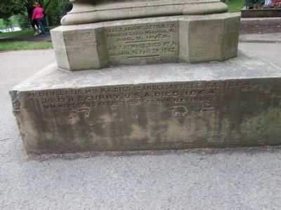 Town of Niagara Civil War Memorial. Click for full size. Town of Niagara Civil War Memorial image. Click for full size.