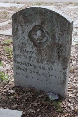 Tombstone of the child, Louis L. I. Greenough, mentioned in the Marker. image. Click for full size.