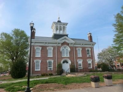Coffee County Courthouse-photo of the front. Click for full size. Coffee County Courthouse-photo of the front image. Click for full size.