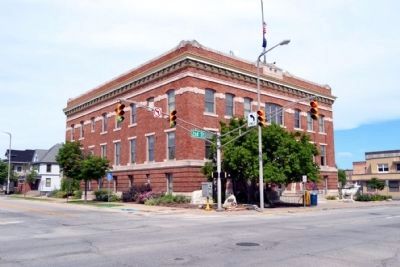 City of Elkhart Municipal Building image. Click for full size.