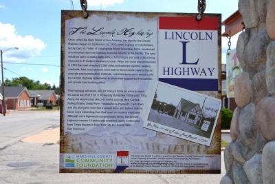 Historic Crossroads of America / The Lincoln Highway Marker image. Click for full size.
