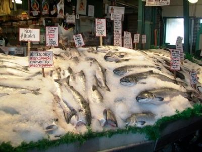 Salmon on Ice at Pike Place Market image. Click for full size.
