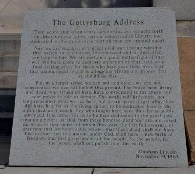 Gettysburg Address Memorial and Abraham Lincoln Statue image. Click for full size.