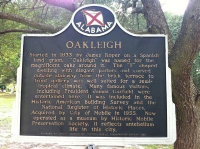 Oakleigh Marker image. Click for full size.