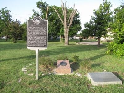 Holland Community Marker setting image. Click for full size.