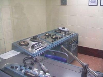 CBC Emergency Broadcast Studio at the Diefenbunker. Click for full size. CBC Emergency Broadcast Studio at the Diefenbunker image. Click for full size.