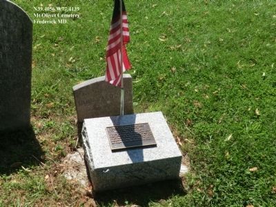 Final Resting Place-Soldier of War of 1812 image. Click for full size.