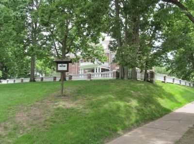 Sumner Moon House and Marker. Click for full size. Sumner Moon House and Marker image. Click for full size.