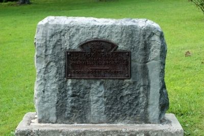 Rock House DAR Marker image. Click for full size.