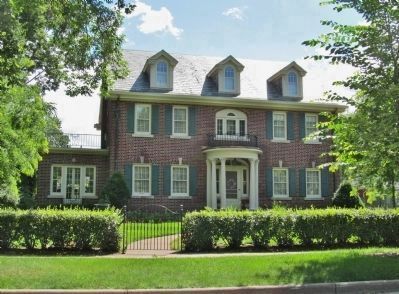 William and Tilla Schwahn House image. Click for full size.