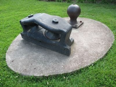 Bollard & Fairlead - Right of Marker. Click for full size. Bollard & Fairlead - Right of Marker image. Click for full size.