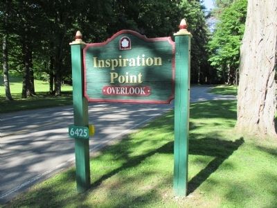 Sign for Inspiration Point along the main Park Road image. Click for full size.