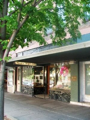 Marks Jewelers and Marker. Click for full size. Marks Jewelers and Marker image. Click for full size.