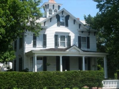 House on River Road in Village of Heckton image. Click for full size.