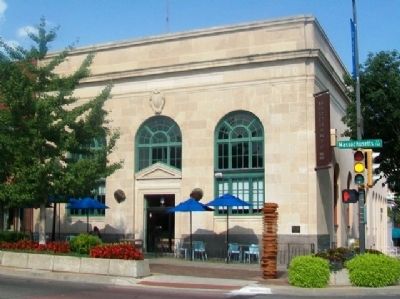 746 Massachusetts Street and Marker. Click for full size. 746 Massachusetts Street and Marker image. Click for full size.