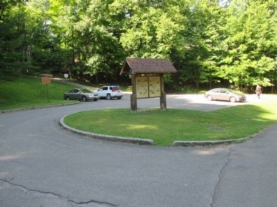 Portage Bridge Marker and Parking image. Click for full size.