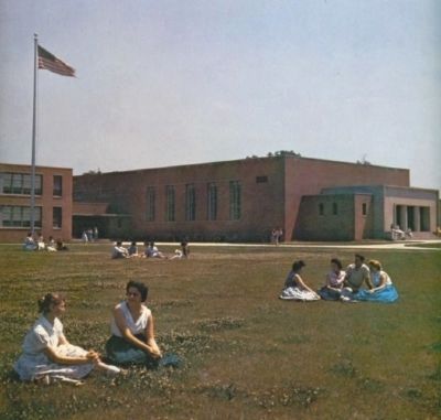 Brooklyn Park High School image. Click for full size.