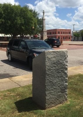 Marker & Civil War Statue in background image. Click for full size.