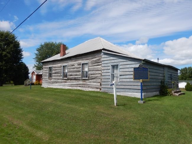 Glengarry Congregational Church and Marker image. Click for full size.