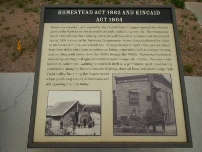 Homestead Act 1862 and Kincaid Act 1904 Plaque, Hickory Square Marker image. Click for full size.