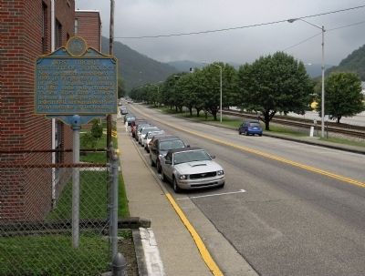 Wide view of the West Virginia Institute of Technology Marker image. Click for full size.