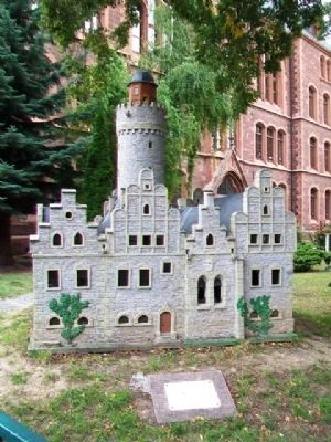 Model of the Former City Palace of the Counts of Mansfeld and Marker image. Click for full size.