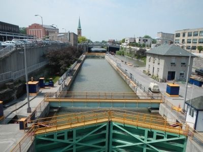 Lock 35 from the Pine Street Bridge image. Click for full size.