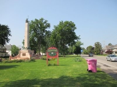 Lockport War Memorial image. Click for full size.