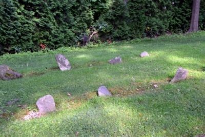 Grave Field Stones image. Click for full size.