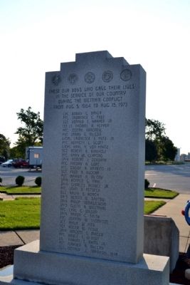 Vietnam Memorial. Click for full size. Vietnam Memorial image. Click for full size.