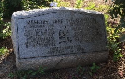 Another nearby marker shows Doughboy Statue in the stone. image. Click for full size.
