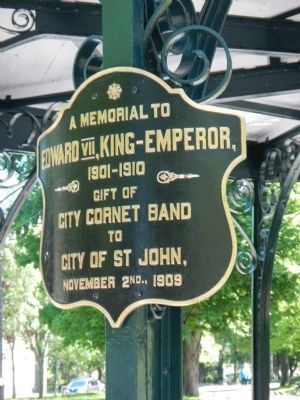 King Edward VII Memorial Bandstand dedication plaque image. Click for full size.