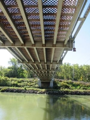 Canal Bridge No. E-224 image. Click for full size.