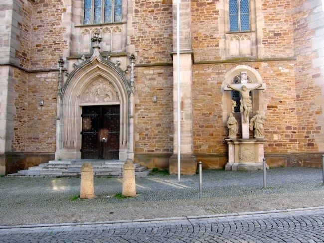 Church Entrance and Baroque Crucifixion image. Click for full size.