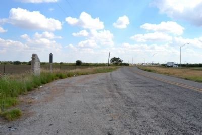 View to the east from I-20 Frontage Road (North) image. Click for full size.