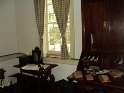 President Washington's Office. Click for full size. President Washington's Office image. Click for full size.