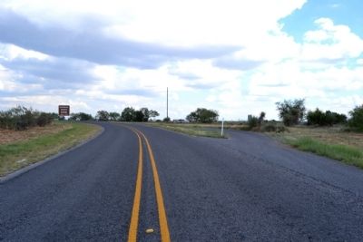 View to Southeast along<br>Farm to Market Road 1235. Click for full size. View to Southeast along<br>Farm to Market Road 1235 image. Click for full size.