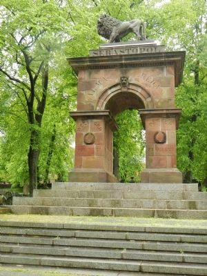 Welsford Parker Monument. Click for full size. Welsford Parker Monument image. Click for full size.