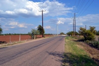 View to East Along County Road 114 image. Click for full size.
