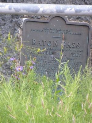 Raton Pass Marker image. Click for full size.