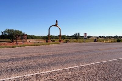 Entrance to Fort Chadbourne image. Click for full size.
