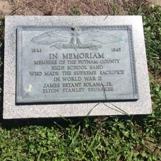 Putnam County High School Band WWII Memorial image. Click for full size.