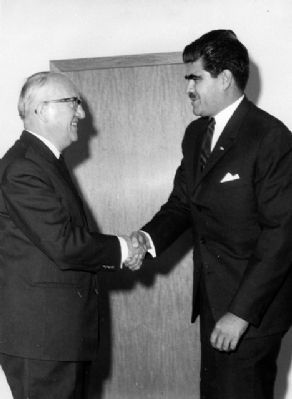 Dr. Fuentes Mohr (right) and Walter Hallstein of the European Economic Commission image. Click for full size.