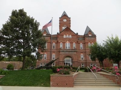 Cass County Courthouse image. Click for full size.