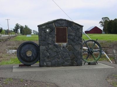 Lakeville-Donahue Landing Monument image. Click for full size.