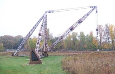 Quarry Derrick and Marker image. Click for full size.