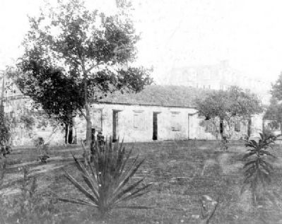 Barracks at Fort Dallas image. Click for full size.